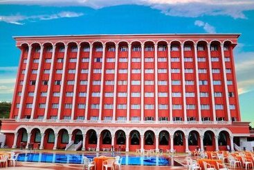 هتل Ramoji Film City  Sitara Luxury