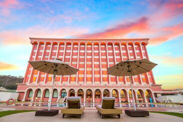 هتل Ramoji Film City  Sitara Luxury