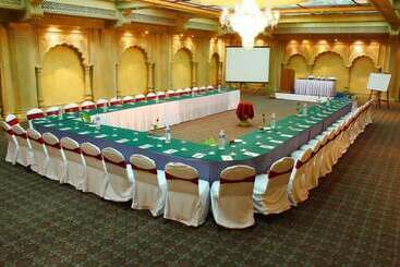 هتل Ramoji Film City  Sitara Luxury