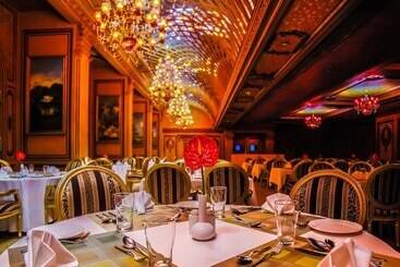 هتل Ramoji Film City  Sitara Luxury