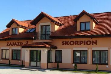 هتل Zajazd Skorpion B&b