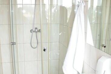 هتل Zajazd Skorpion B&b