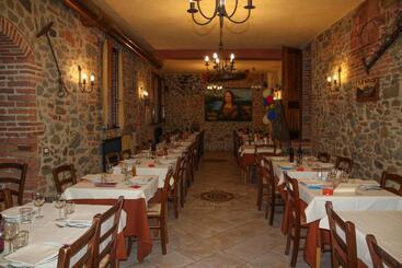هتل Agriturismo Il Piastrino