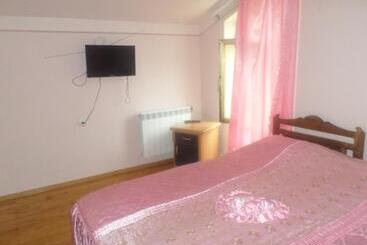 پانسیون Guest House Seno