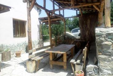 پانسیون Guest House Seno