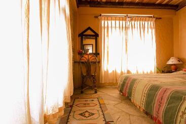 پانسیون Peace Eye Guest House