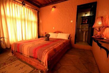 پانسیون Peace Eye Guest House