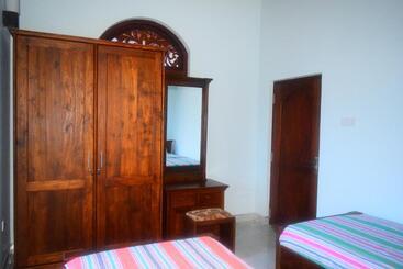 پانسیون Sri Lagoon Villa