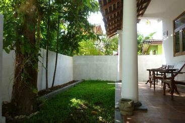 پانسیون Villa Unawatuna