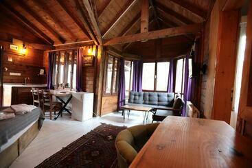 هاستل Kayserkaya Cottages
