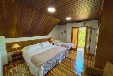 هاستل Pousada Victoria Villa By Nacional Inn   A 800 Metros Da Vila Capivari
