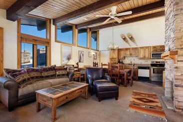 Aspenwood   Coraltree Residence Collection