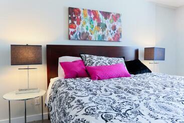پانسیون Boardwalk Homes   Executive Guest Rooms & Townhomes