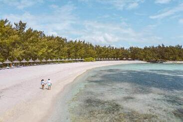 Anahita Golf & Spa Resort