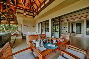 Anahita Golf & Spa Resort