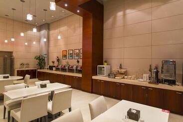 هتل Jingjiang Inn Nantong Renmin Middle Road