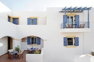 هتل Kythera Golden Sun