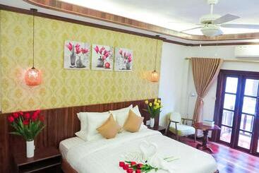 هتل Luang Prabang Mekong Charm River View