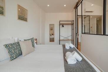 Courtyard Oporto Design Apartments By Vacationy