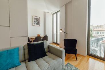 Courtyard Oporto Design Apartments By Vacationy