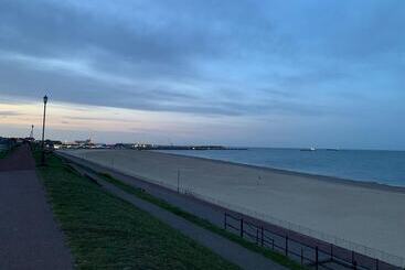Newly Renovated 2 Bed House In Gorleston On Sea