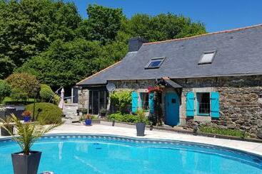 شقق خاصة سياحية Maroux Vian Country Cottage