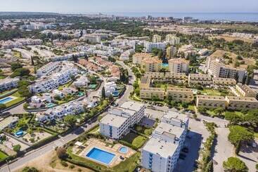 2br Family Holidays @ Pé Do Lago