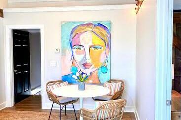 Serene Waterfront Studio In Downtown Portsmouth