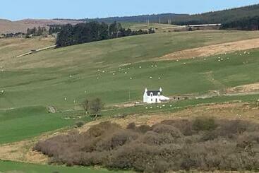 Traditional Cottage Near Campbeltown