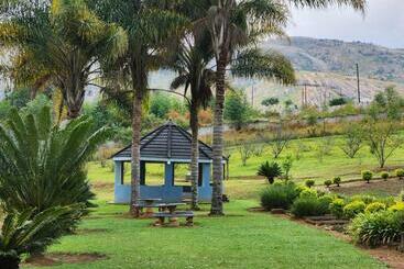 Boikhutsong House