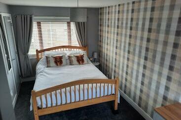 Ella S Hoose