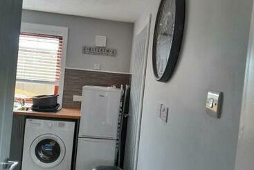 Ella S Hoose