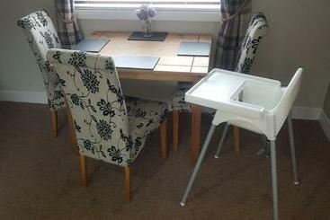 Ella S Hoose