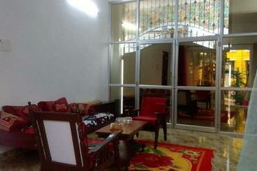 Chan Maison