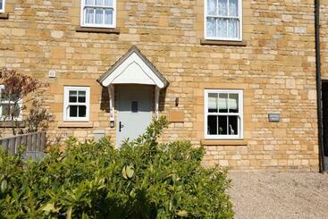 Honey Pot, Chipping Campden, Parking, Garden, Late Check Out