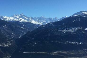 Moderno Appartamento Con Splendida Vista Alpi