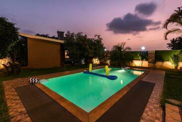 Stayvista S Moonlit Hills   Retreat With Pool, Scenic View, And Indoor Games