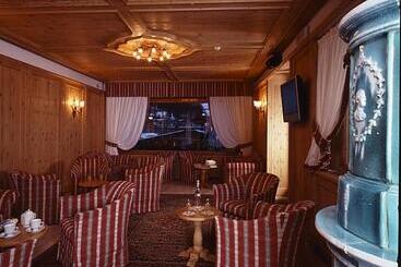 Dolomiti Hotel Cozzio