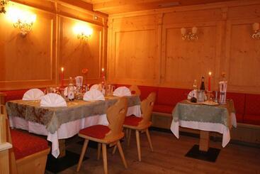 Dolomiti Hotel Cozzio