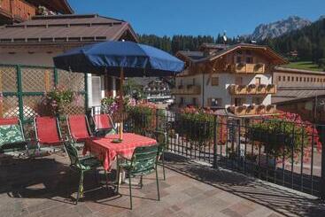 Dolomiti Hotel Cozzio