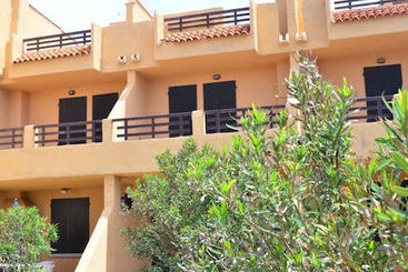 هتل Residence Baia Santa Reparata