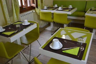 هتل B&b Leopoldo