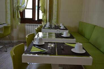 هتل B&b Leopoldo