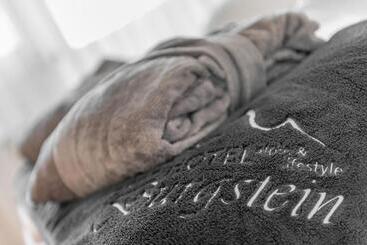 هتل Burgstein   Alpin & Lifestyle