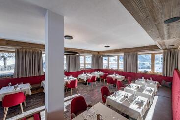 هتل Burgstein   Alpin & Lifestyle