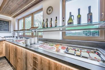 هتل Burgstein   Alpin & Lifestyle