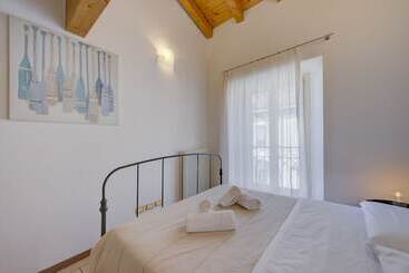 هتل Le Stanze Del Lago Apartments