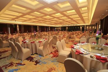 هتل Shaoxing Xianheng Grand
