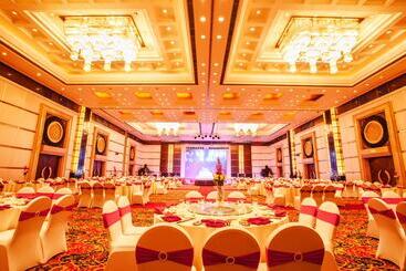 هتل Shaoxing Xianheng Grand
