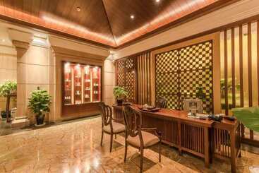 هتل Shaoxing Xianheng Grand